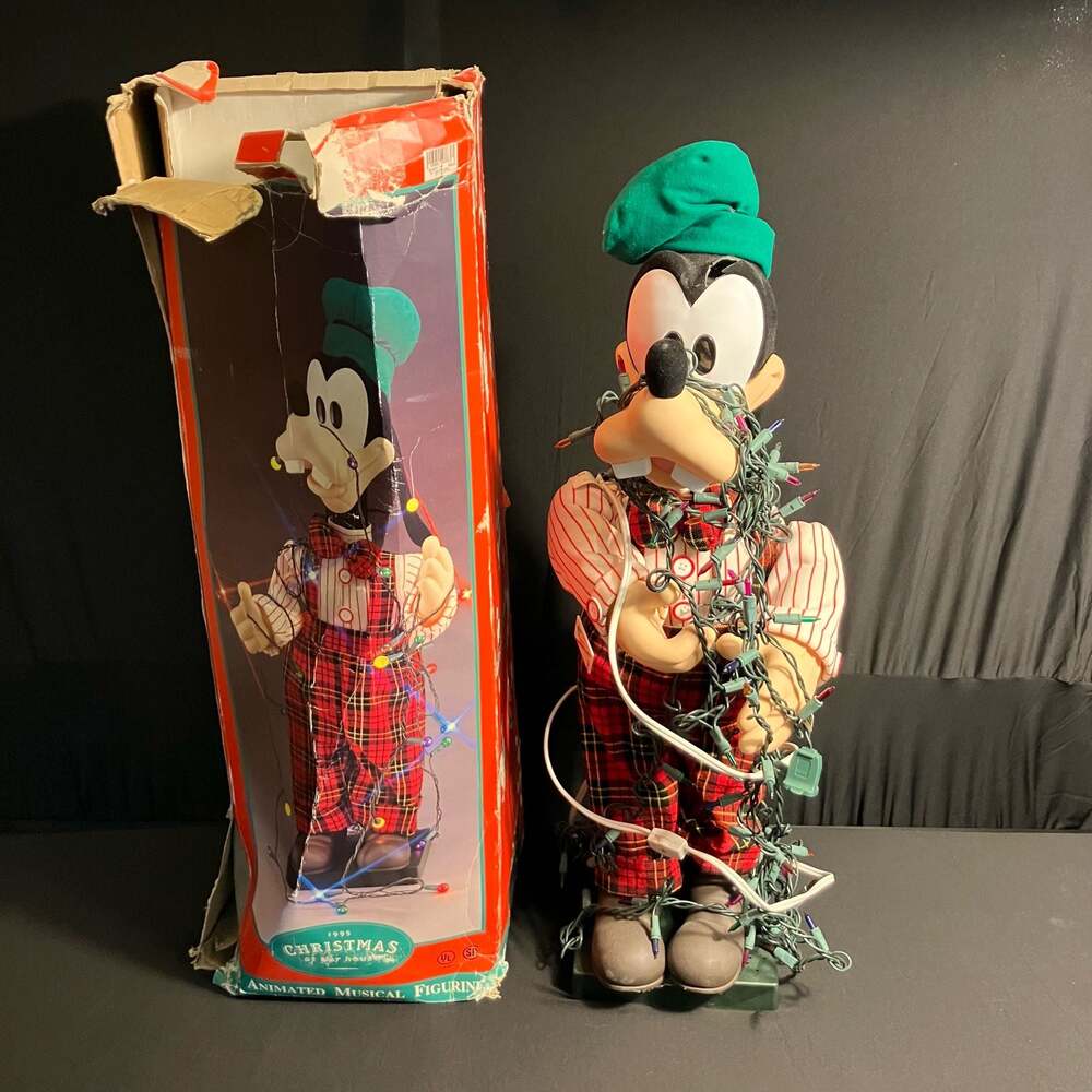Vintage 1995 Disney Goofy 30 Inch Animated Musical Motion-Ette Figurine